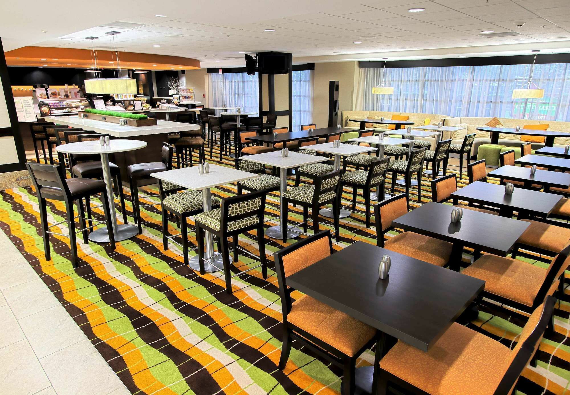 Courtyard By Marriott Los Angeles Pasadena Old Town Bagian luar foto